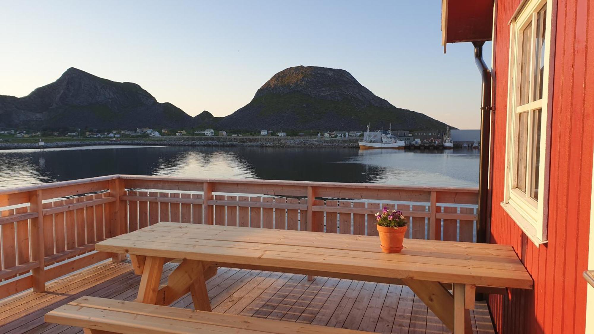 Bensvik Brygge Apartamento Vaeroy Exterior foto