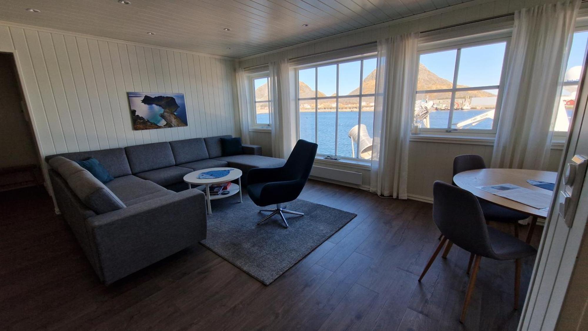 Bensvik Brygge Apartamento Vaeroy Exterior foto